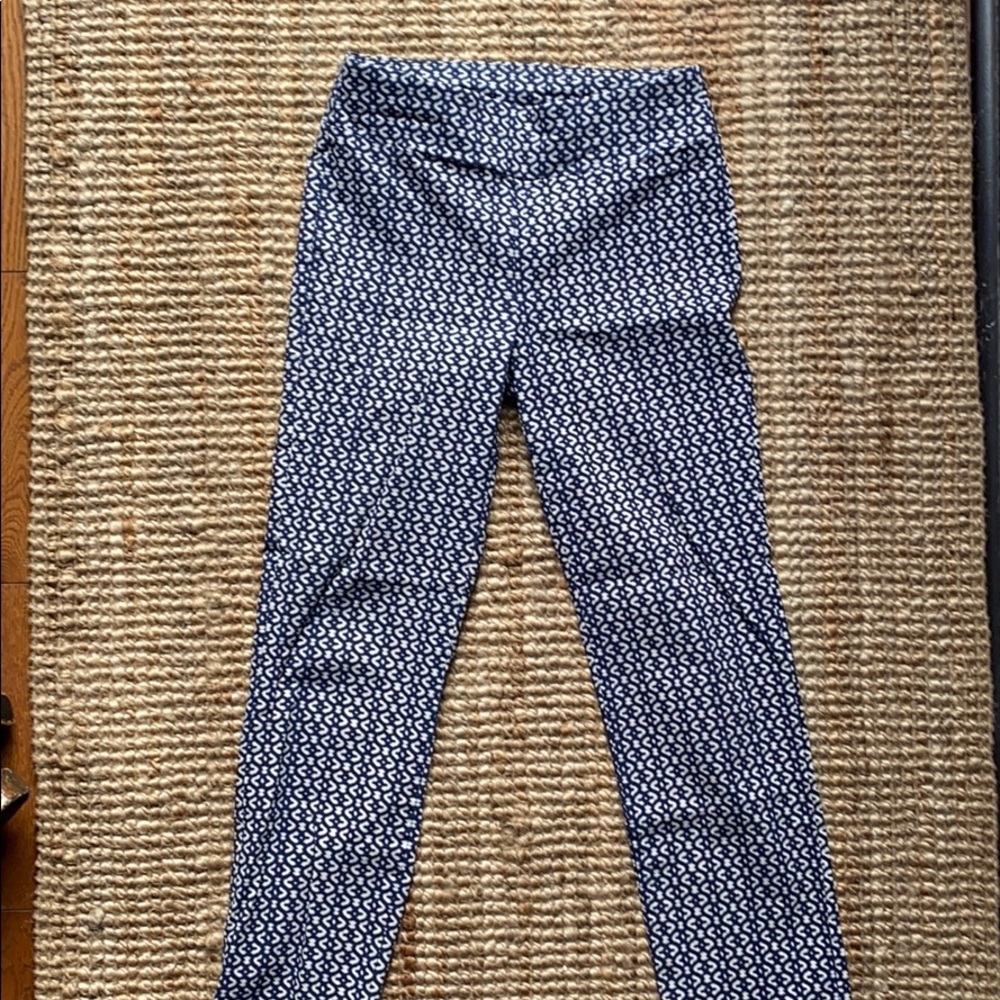 Yoga style work pant crop